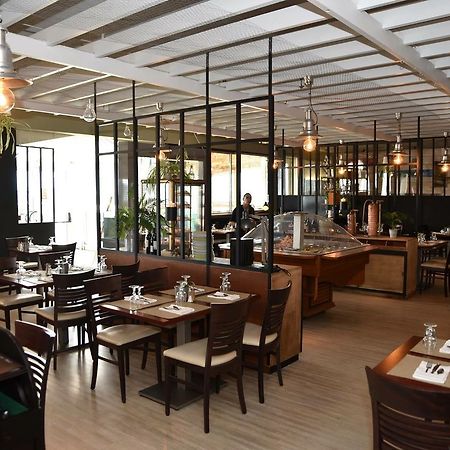 Hotel Du Port Л'Эгийон-сюр-Мер Экстерьер фото